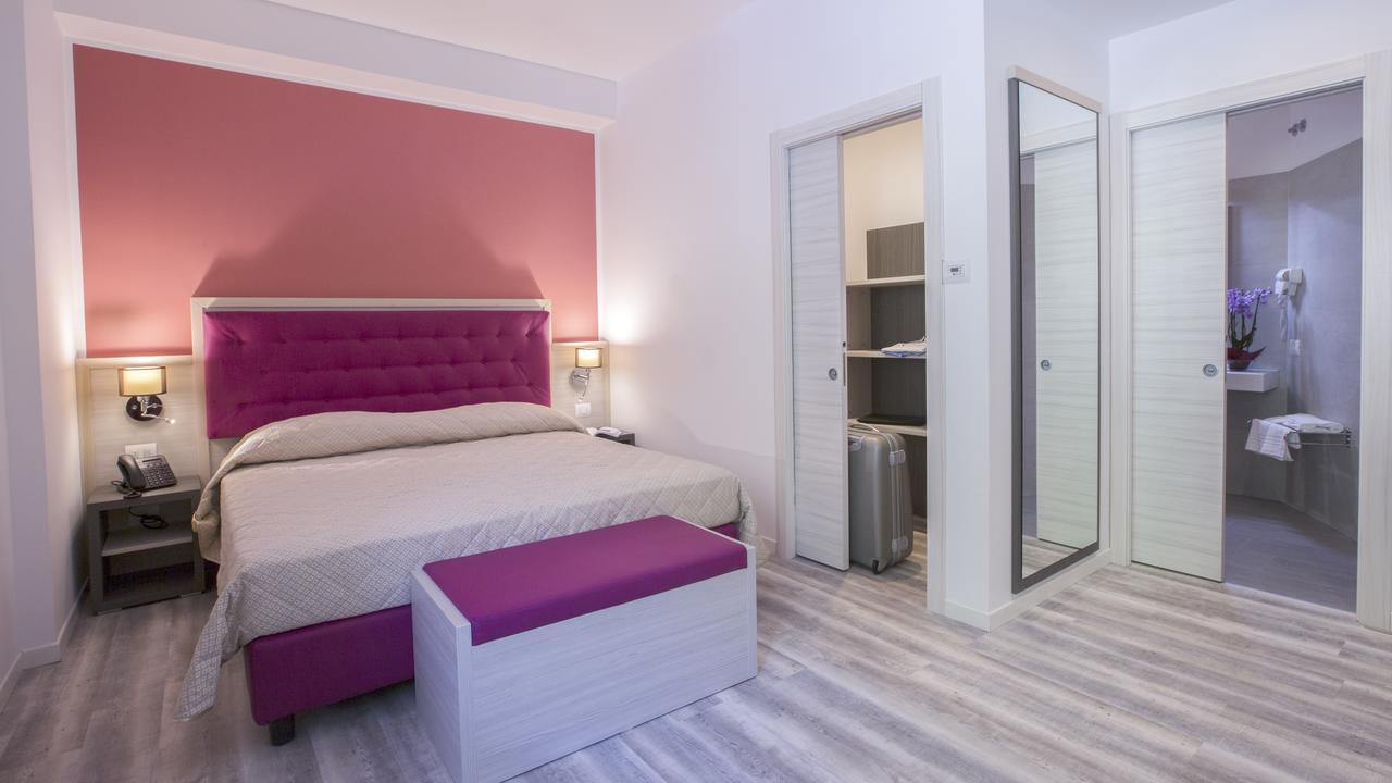 Alma Living Hotel- Al Girarrosto Venzone Exterior foto
